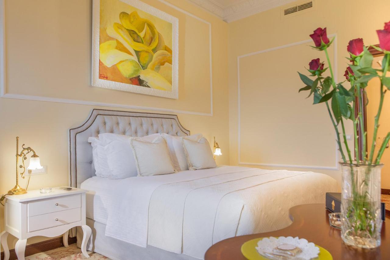 Grande Albergo Delle Rose (Adults Only) Rhodes City ภายนอก รูปภาพ